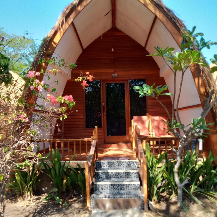We'Be Cottages Gili Meno Esterno foto