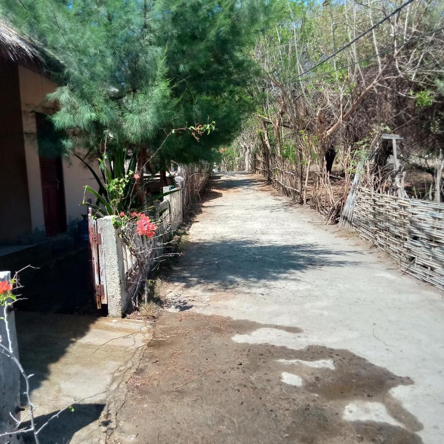 We'Be Cottages Gili Meno Esterno foto