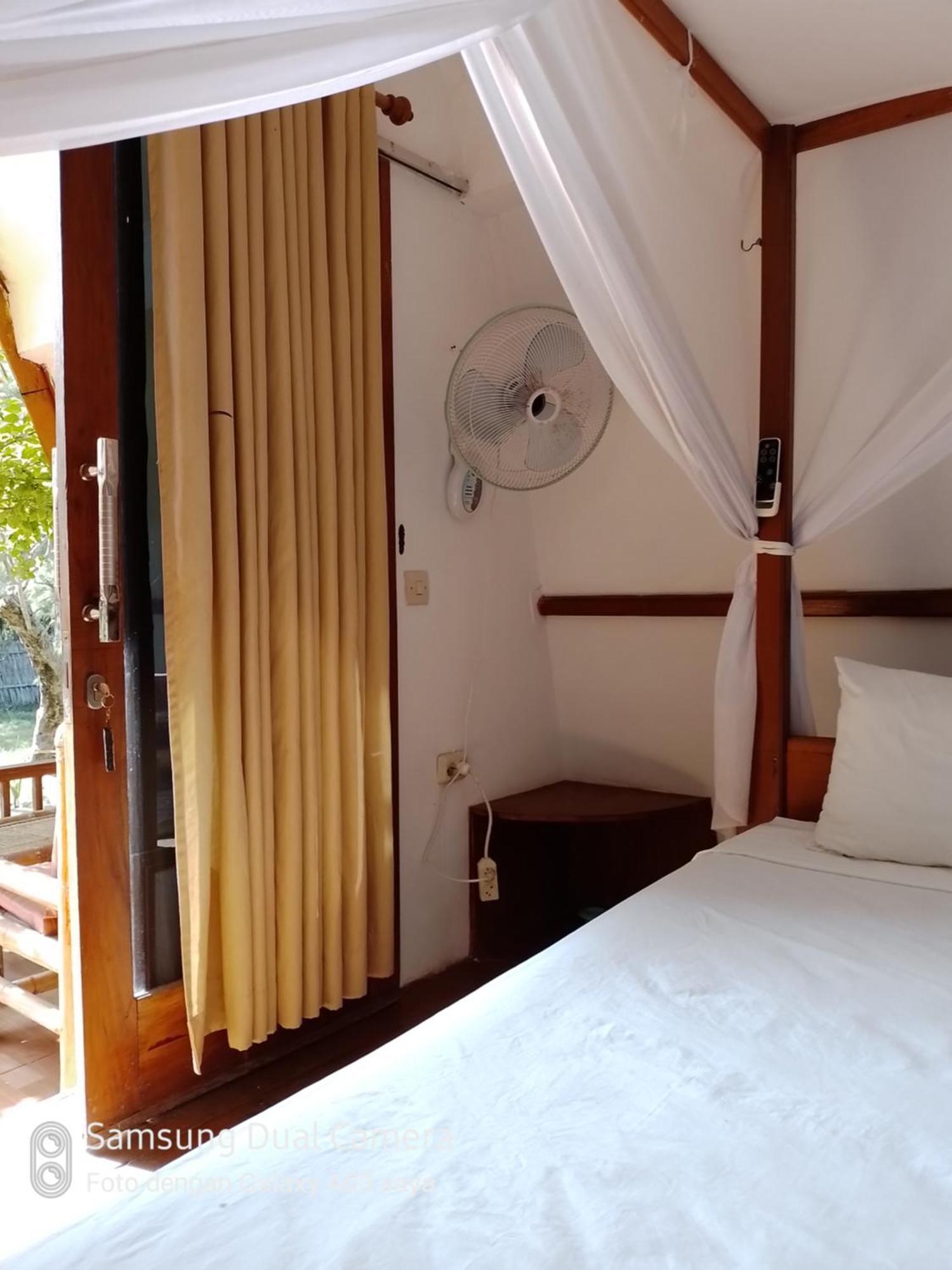 We'Be Cottages Gili Meno Esterno foto