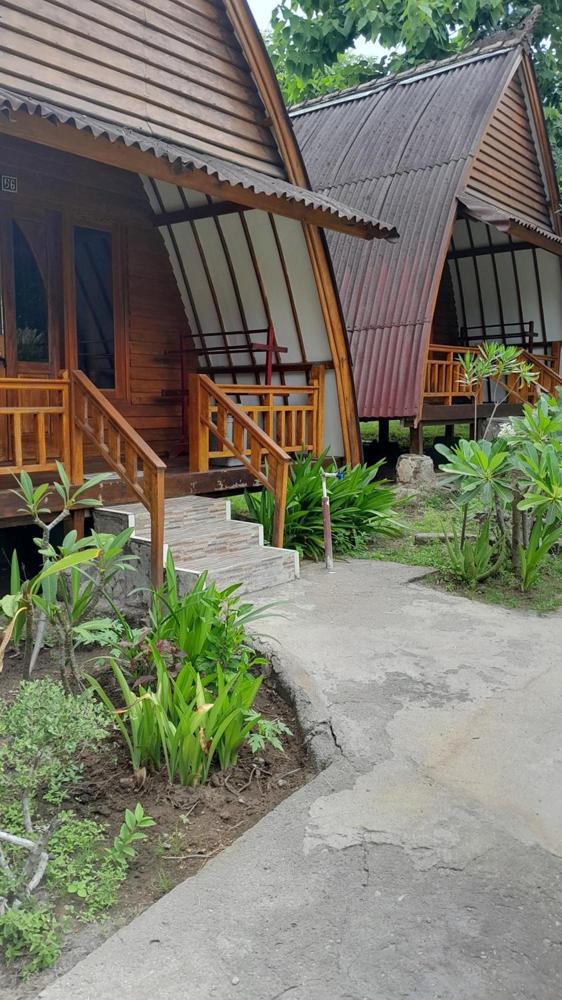 We'Be Cottages Gili Meno Esterno foto